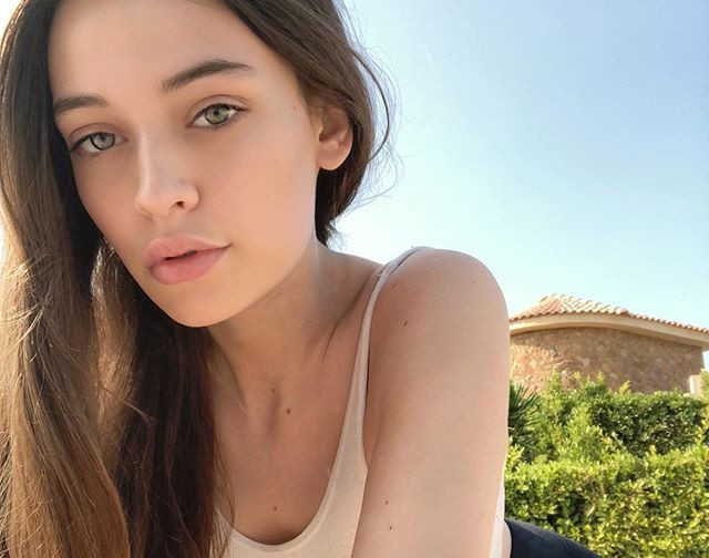 Morre Felicite Tomlinson, irma de Loiuis Tomlinson, do One Direction