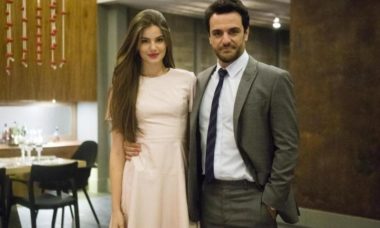 Rodrigo Lombardi relembra cenas de sexo com Camila Queiroz
