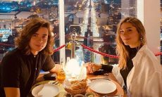 Sasha Meneghel e o namorado, João Figueiredo, curtem jantar romântico com vista privilegiada de São Paulo