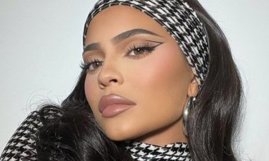 Kylie Jenner rebate críticas sobre suposto pedido de doações: "Ficou tão distorcido"