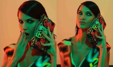 Andressa Suita posa com look neon ousado da grife Chanel