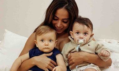 Anitta posa com sobrinhos e fãs especulam: 'vontade de ter própria família'