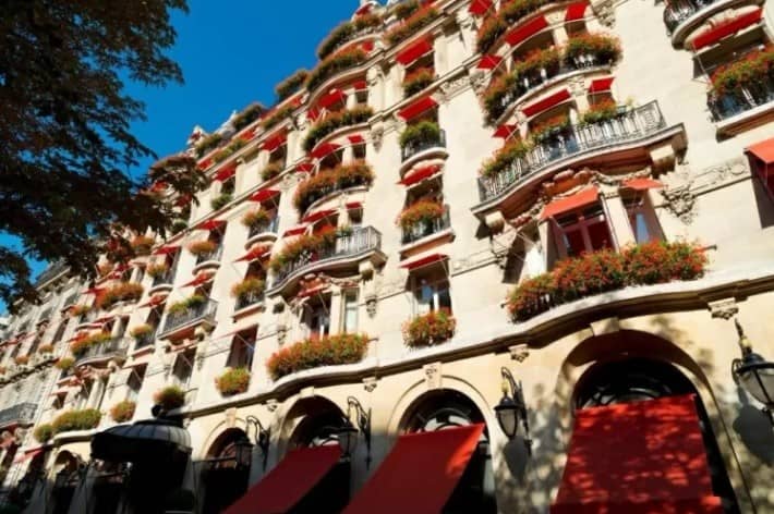 Marquezine se hospeda em hotel de Paris com diárias de até R$ 40 mil (Foto: Reprodução/Divulgação)