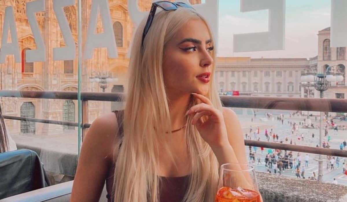 Jade Picon posa na Itália e revela: 'não poderia estar mais feliz e realizada'