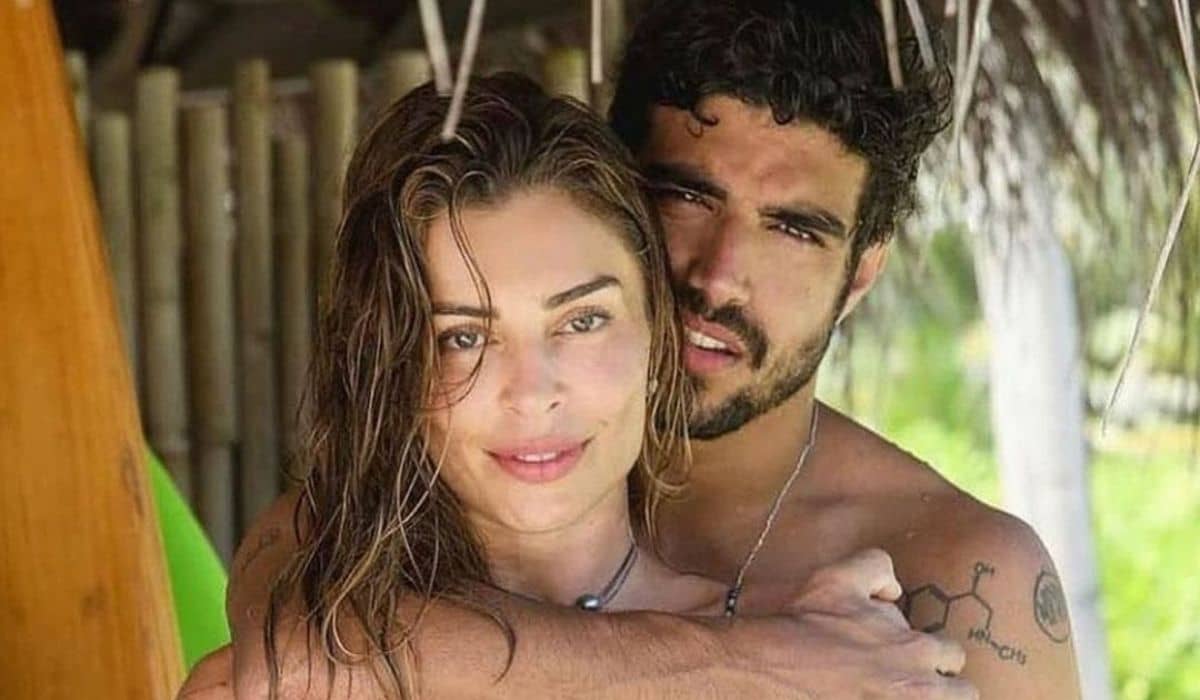 Caio Castro posta indireta na web após fim do namoro com Grazi
