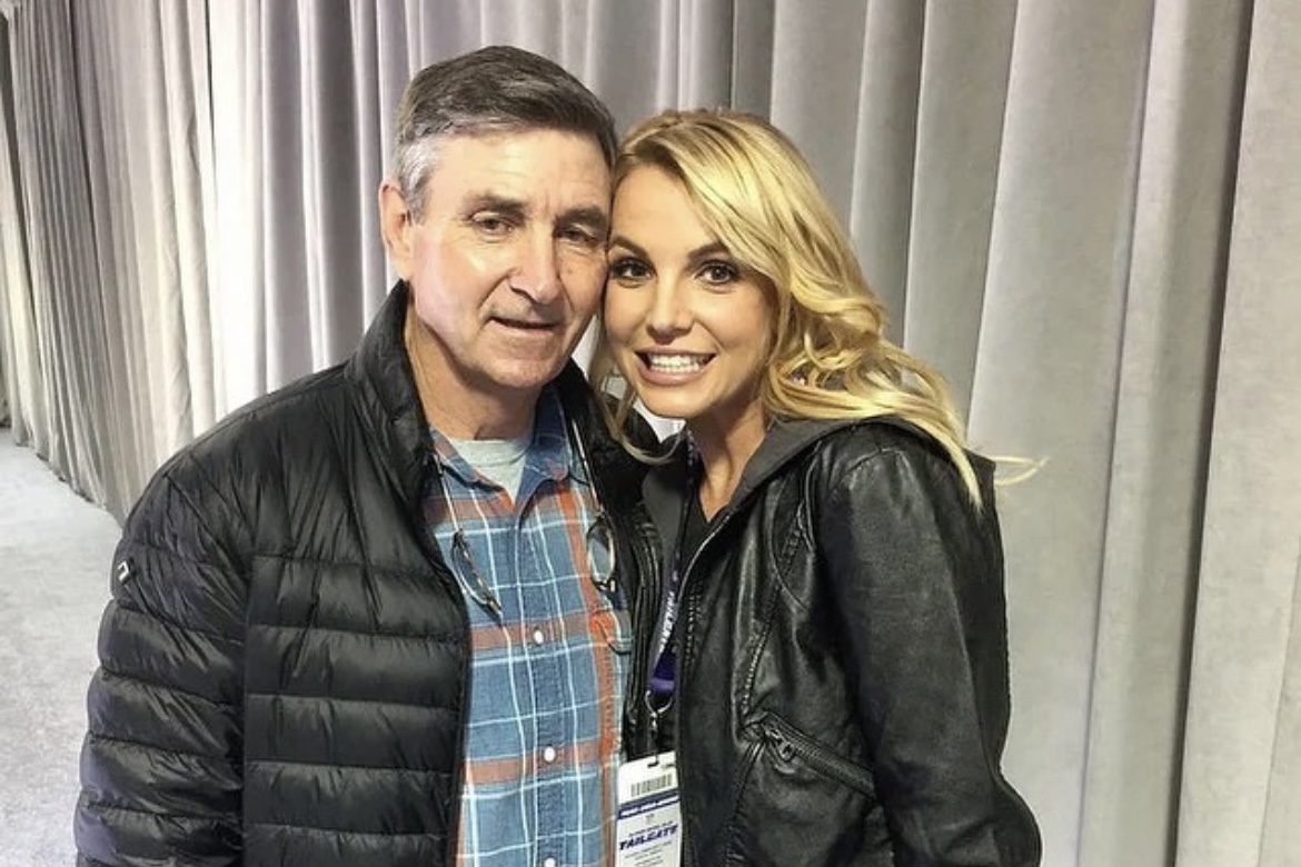 Pai de Britney Spears é removido da tutela da cantora
