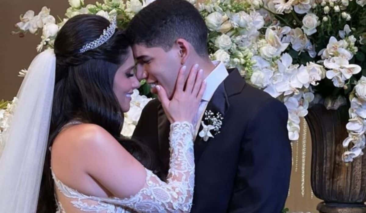 Zé Vaqueiro se casa com Ingra Soares: 'prometo te amar o resto da vida'
