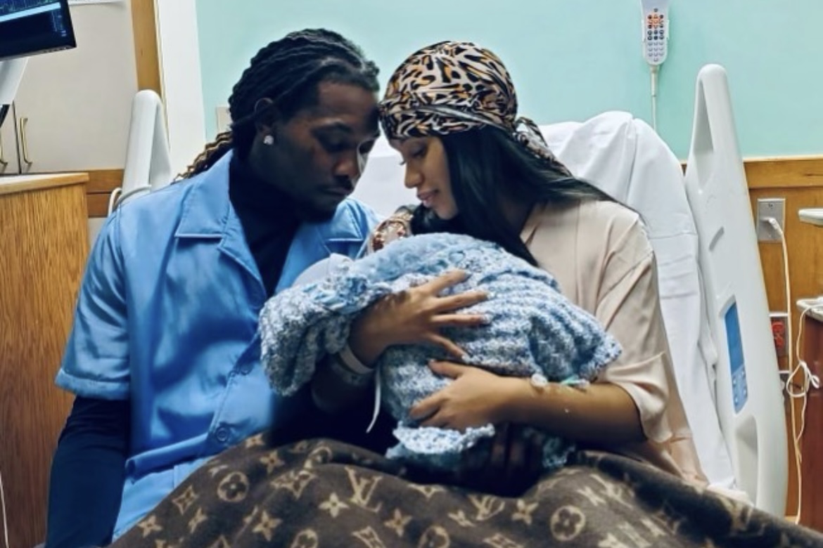 Cardi B fala sobre puerpério após nascimento do filho: "Chorando sem motivo"