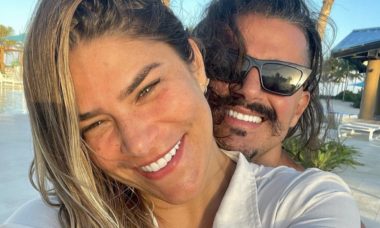Priscila Fantin posta fotos de viagem em Punta Cana com o marido