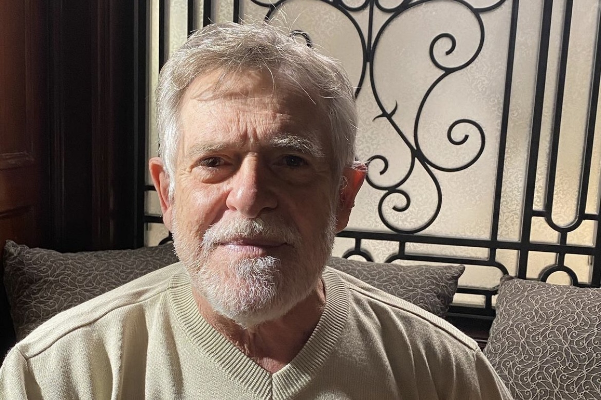 Aos 75 anos, José de Abreu testa positivo para Covid-19 e exalta vacinação