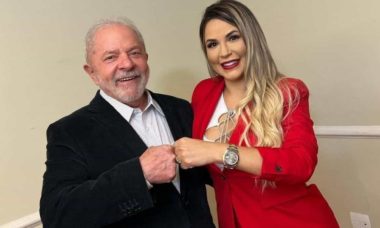 Deolane Bezerra se encontra com Lula: 'a luta não pode parar'