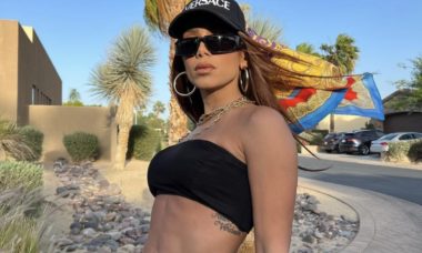 Anitta comenta sobre segundo show no Coachella: "Estarei lá de novo entregando festa"