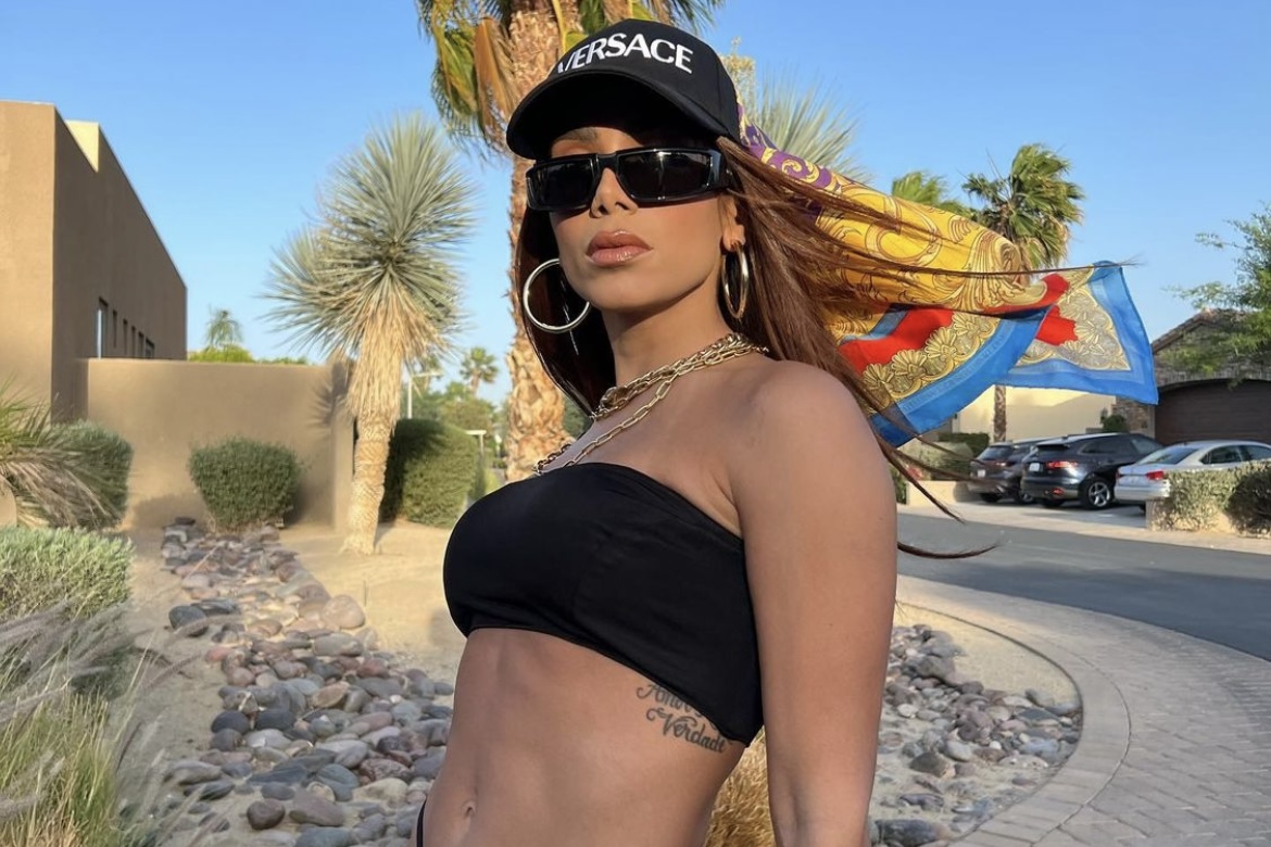 Anitta comenta sobre segundo show no Coachella: "Estarei lá de novo entregando festa"