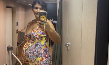 Giulia Costa usa barriga de gravidez para personagem: "Que loucura"