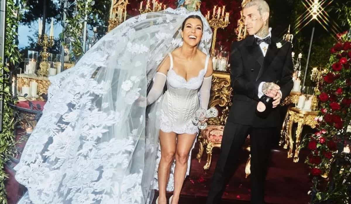 Kourtney Kardashian e Travis Barker se casam na Itália: 'felizes para sempre'