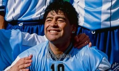 Diego Armando Maradona morre aos 60 anos após parada cardiorrespiratória