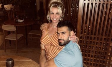 Britney Spears anuncia que perdeu bebê que esperava com Sam Asghari