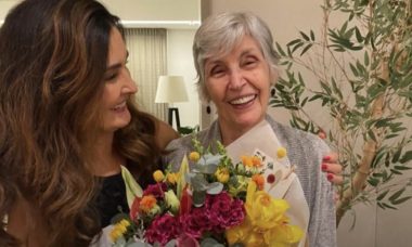Fátima Bernardes comemora aniversário de 80 anos da mãe