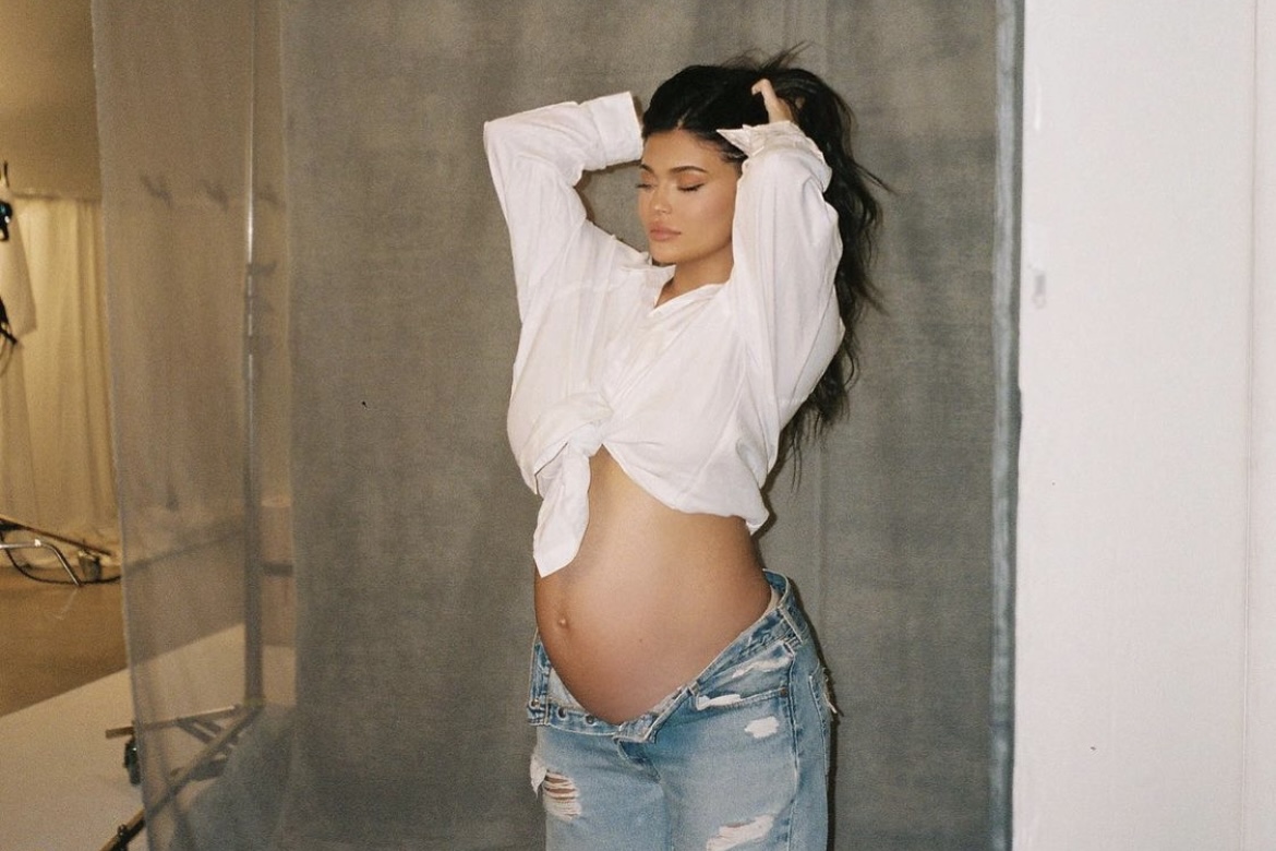 Kylie Jenner conta quantos quilos já perdeu após nascimento do segundo filho