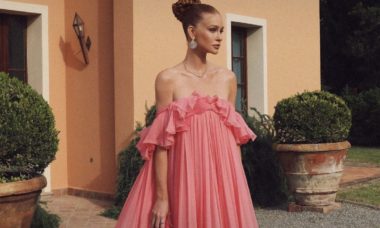 Marina Ruy Barbosa surge de vestido rosa para casamento na Itália: "Deslumbrante"