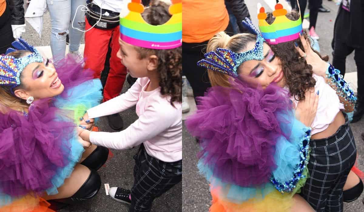 Lexa faz show na Parada LGBTQIA+ e se emociona com fã mirim (Foto: Andy Santana/AgNews)