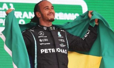 Lewis Hamilton ganha título de cidadão honorário do Brasil