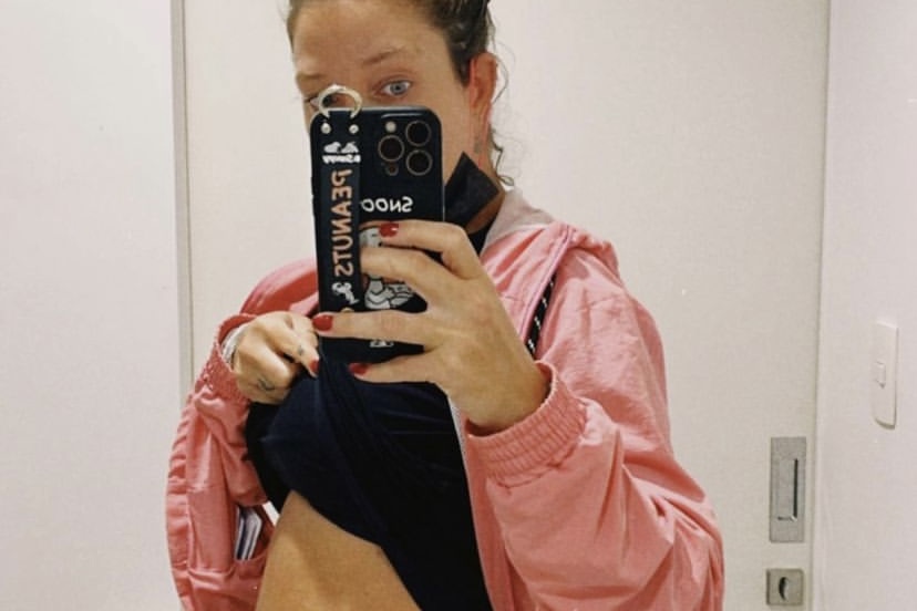 Gabriela Pugliesi exibe barriga de gravidez: "17 semanas"