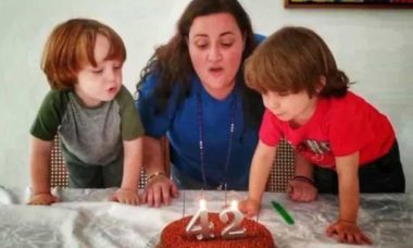 Irmã de Paulo Gustavo celebra aniversário ao lado dos sobrinhos