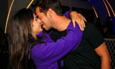 Bruna Gomes é flagrada aos beijos com namorado português