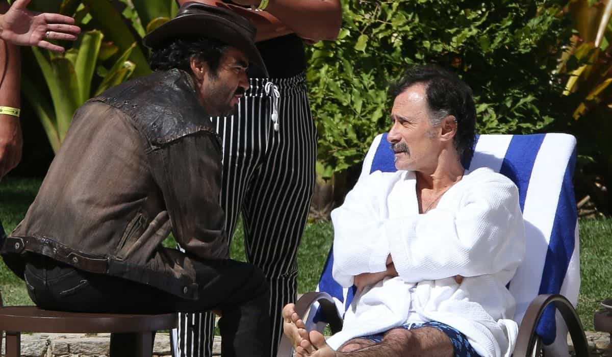 Caio Blat é visto gravando cenas para a novela 'Mar do Sertão'