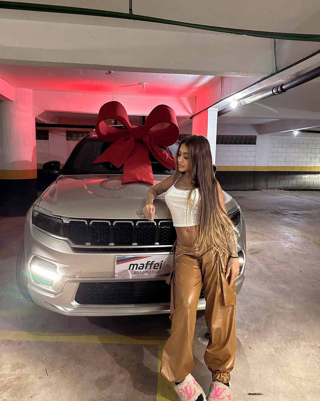  Mirella comemora compra de carro avaliado em R$ 280 mil. Foto: Reprodução Instagram