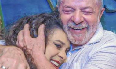 Lula lamenta morte de Gal Costa: 'o país perde uma de suas grandes vozes'