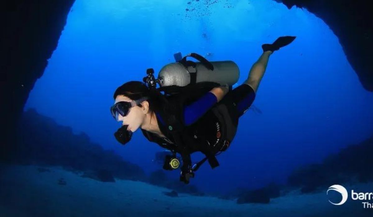 Giovanna Lancellotti curte mergulho em Noronha: 'encantador'