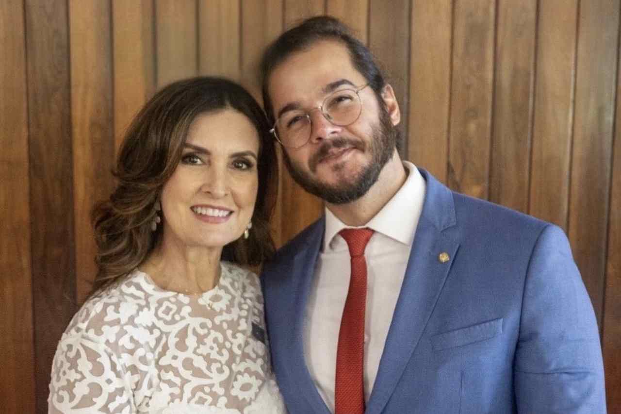 Fátima Bernardes celebra posse de Túlio Gadêlha: "Dia de renovar esperanças"