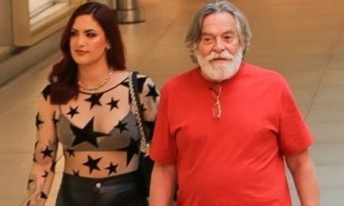 José de Abreu curte passeio com a namorada em shopping do RJ