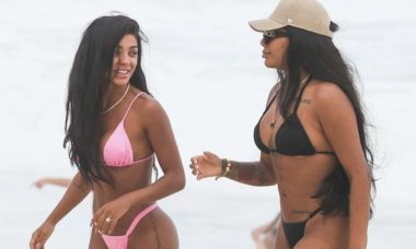 Ludmilla e Brunna Gonçalves curtem dia de praia no Rio