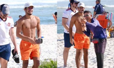 Gabriel Santana tira foto com fãs ao curtir praia no RJ