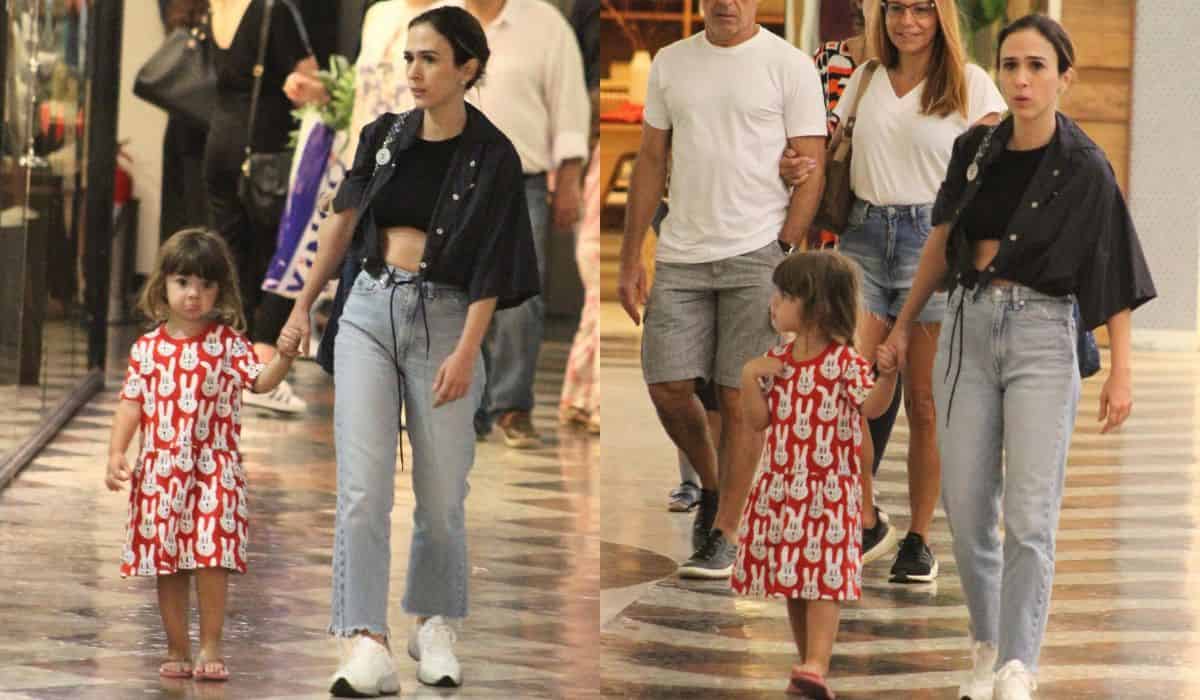 Tatá Werneck curte passeio com a filha em shopping do RJ