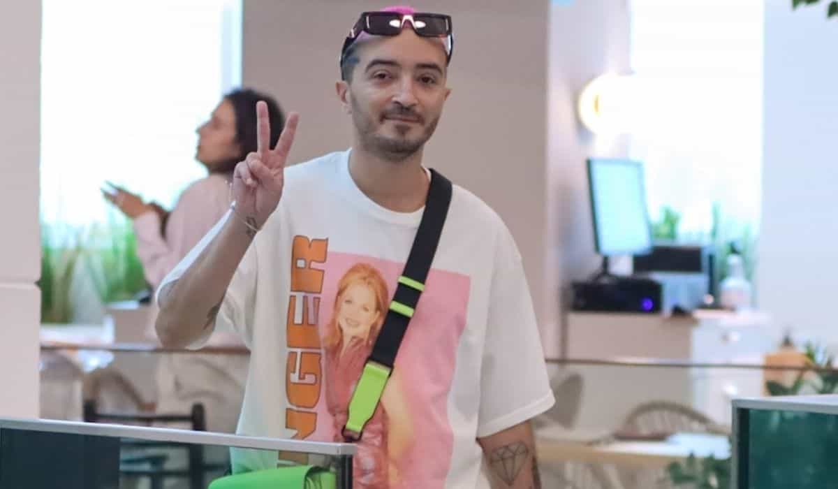 Felipe Mar, o DJ das celebridades, é flagrado em shopping do RJ