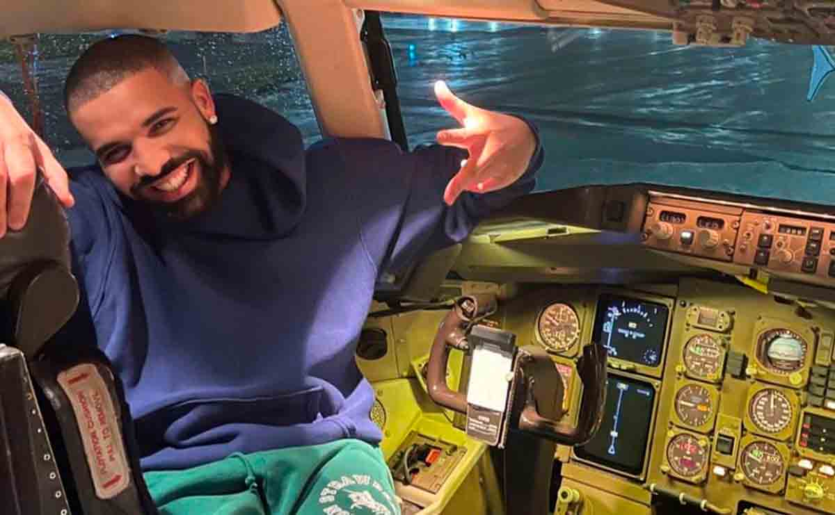 Sjekk ut Drake sin 185 millioner dollar jet, designet av Virgil Abloh