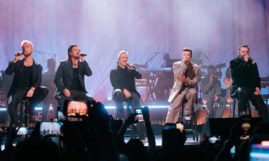 Laulaja Justin Timberlake palasi yhteen NSYNCin kanssa 11 vuoden tauon jälkeen esittääkseen yhdessä. Kuva: Reproduktio Instagram @nsync