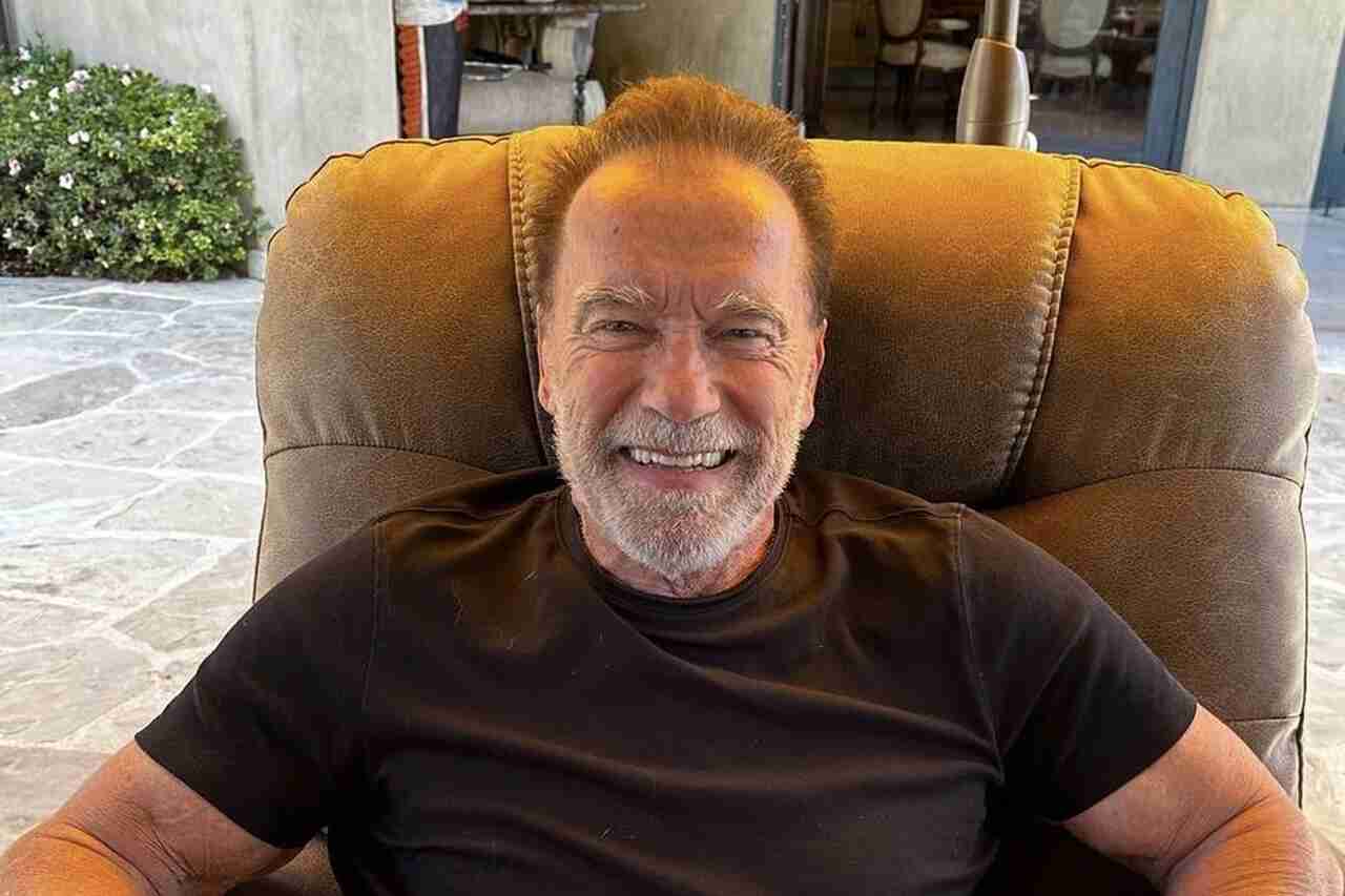 Arnold Schwarzenegger puhuu terveydestä kolmen sydänleikkauksen jälkeen