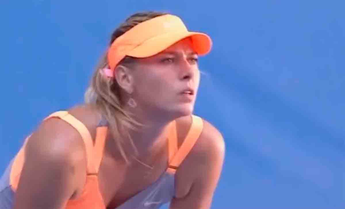 Maria Sharapova. Foto och video: Instagram-spelning @mariasharapova