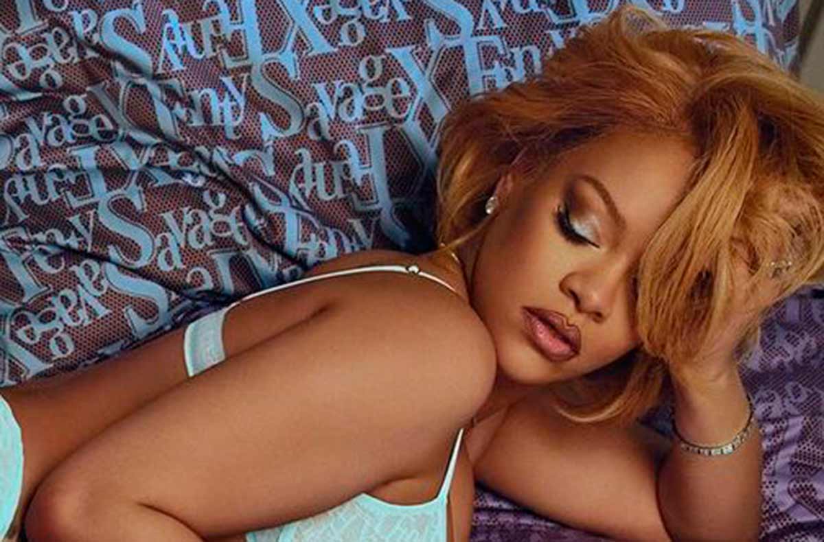 Rihanna betovert haar volgers met de presentatie van haar nieuwe ondergoedcollectie (Instagram / @badgalriri)