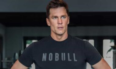 Aos 46 anos, Tom Brady exibe forma atlética em um vídeo sem camisa