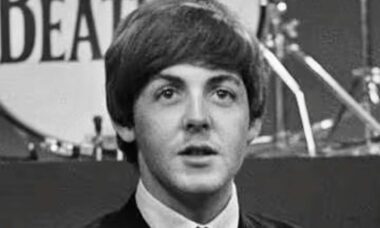 Paul McCartneyn rohkeat seikkailut fanien kanssa 60-luvulla paljastuvat kirjassa. Kuva: Reproduktio Wikimedia Commonsista