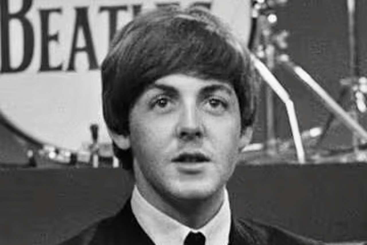 Paul McCartneyn rohkeat seikkailut fanien kanssa 60-luvulla paljastuvat kirjassa. Kuva: Reproduktio Wikimedia Commonsista