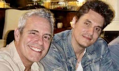 Huhut romanssista Andy Cohenin ja John Mayerin välillä ovat levinneet, ja juontaja on ottanut kantaa asiaan. Kuva: Reproduktio Instagram