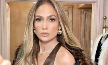 Crise na venda de ingressos pode causar cancelamento da nova turnê de Jennifer Lopez, diz site