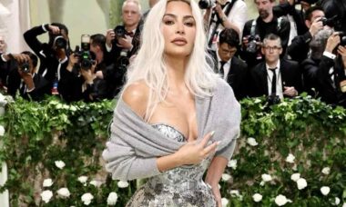 Kim Kardashian vira alvo de especulações sobre procedimento estético após aparição no Met Gala